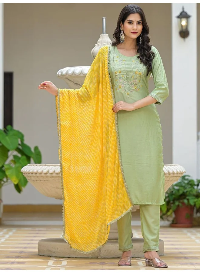 AKS AKS Women Leheriya Yoke Design Regular Chanderi Silk Kurta & Trousers & Dupatta