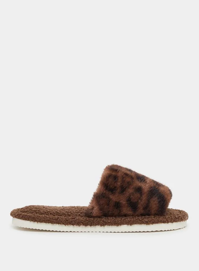 ستايلي Styli Animal Print Faux Fur Bedroom Slippers