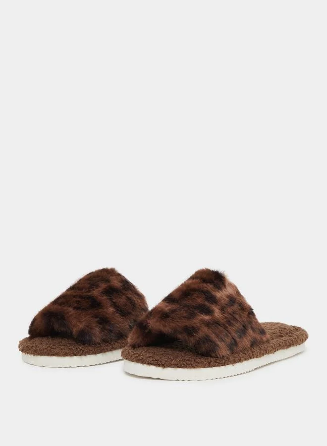 ستايلي Styli Animal Print Faux Fur Bedroom Slippers