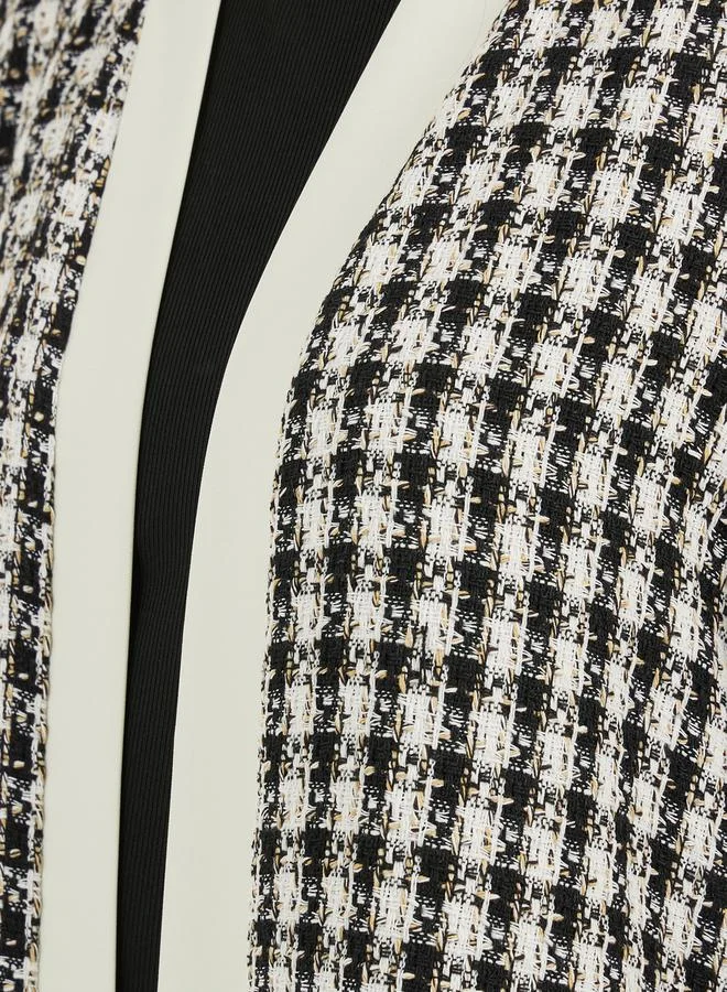 Styli Front Open Tweed Abaya with Contrast Cuff