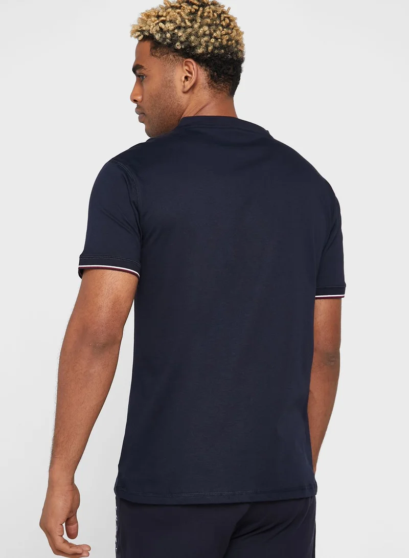 TOMMY HILFIGER Logo Crew Neck T-Shirt