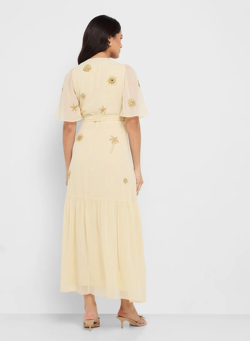 Hope & Ivy Embroidered Chiffon Dress