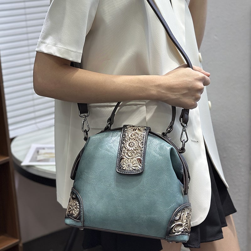 Chinese Aesthetics 2025 Embroidery Matchinging Cheongsam Cotton And Linen Handbag Shoulder Bag For Women 228762 Embroidered Small Square Bag Handbag - Image 5