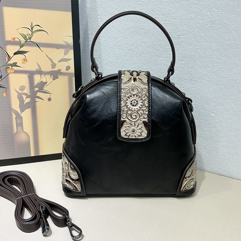 Chinese Aesthetics 2025 Embroidery Matchinging Cheongsam Cotton And Linen Handbag Shoulder Bag For Women 228762 Embroidered Small Square Bag Handbag - Image 1