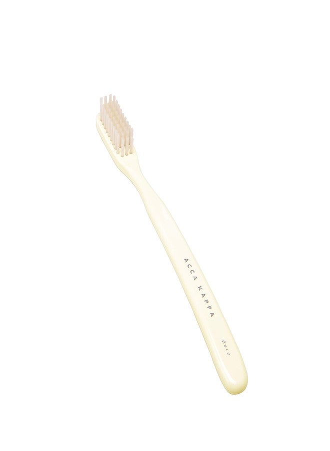 Acca Kappa Vintage White Toothbrush Hard Nylon Bristles Retro-Style Ergonomic Handle