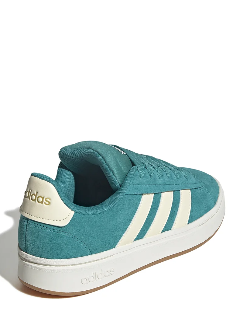 adidas جراند كورت ألفا ٠٠ إس