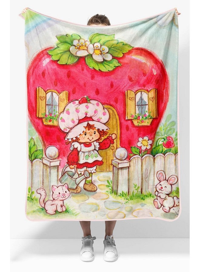 Jay Franco Jay Franco Strawberry Shortcake Berry Playhouse Plush Travel Throw Blanket - Measures 40 x 50 Inches - Kids Super Soft Lightweight Bedding  - Image 1