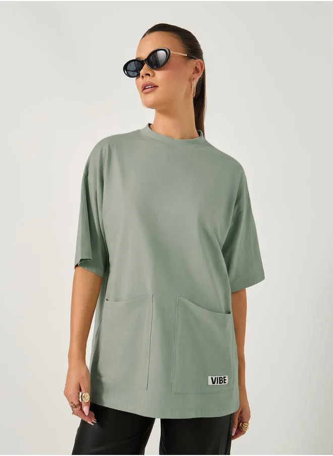 ستايلي Oversized Utility Pocket T-Shirt with Patch Work Detail