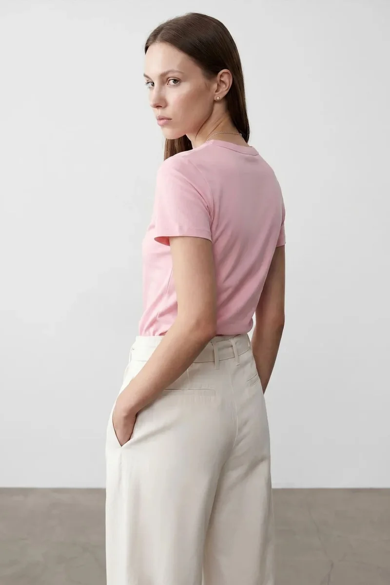 Dilvin Powder Pink DILVIN Women's Solid Crew Neck T-Shirt for Women | Best Price UAE