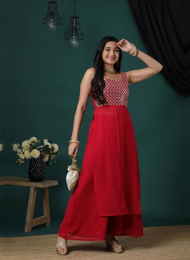 جلو باص طقم كورتا مطرزة بزاري وترتر مع بنطال واسع