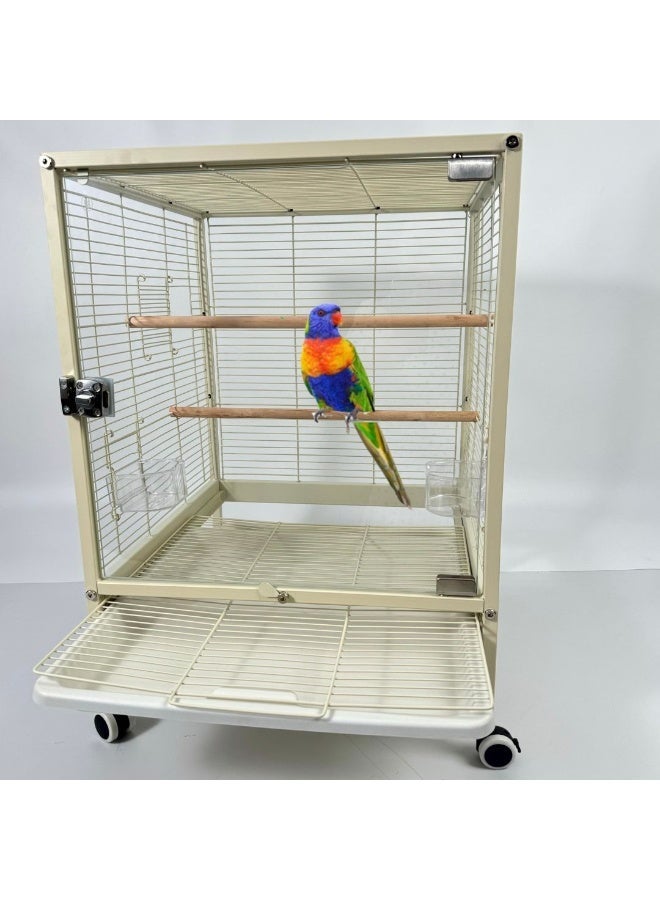 قفص ببغاء بواجهة شفافة وحامل متحرك بأبعاد 65×45×45 سم، مزود بمجاثم خشبية وحاويتين للطعام، مناسب للببغاوات متوسطة الحجم مثل الكاسكو، والكوكاتو، والكونيور، والباراكيت، والبادجي، والفيشر. - Image 4
