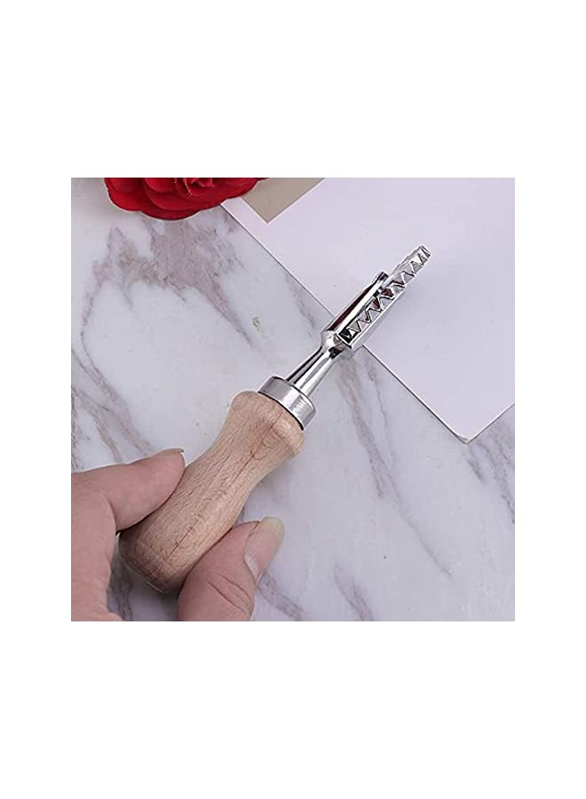 S-TOP Pastry and Pasta Cutter Wheel, Stainless Steel Biscuit Mold Cookie Cutter Lace-up Embossed Baking Tool Dessert Pastry Mold with Wooden Handle - Image 2