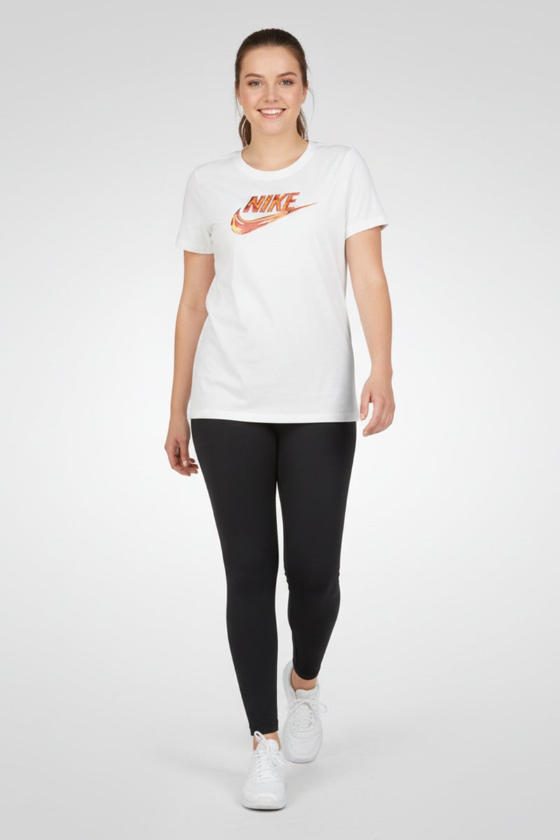 Nike تي شيرت رياضي نسائي قصير الأكمام في الهواء الطلق، أبيض - Image 1