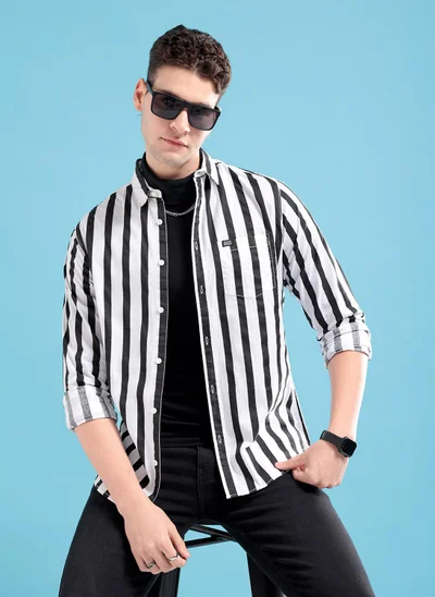 The Indian Garage Co Men Slim Fit Verticle Striped Full Sleeves Cutaway Collar Casual Shirt