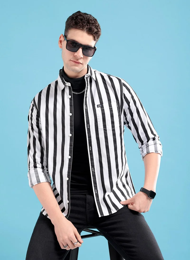 The Indian Garage Co Men Slim Fit Verticle Striped Full Sleeves Cutaway Collar Casual Shirt