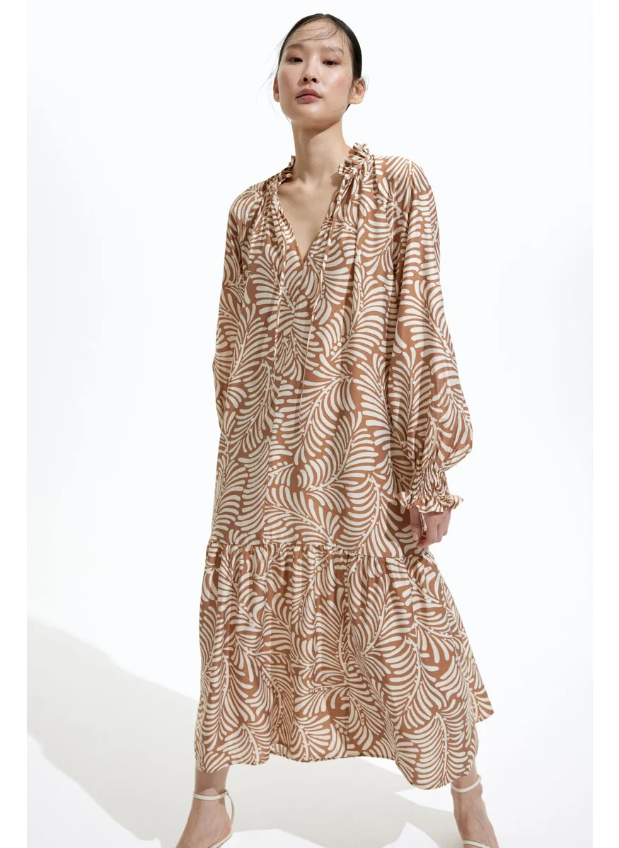اتش اند ام Frill-Collar Dress