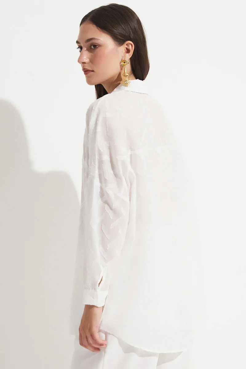 جون Women's Exclusive Oversize/loose Cut Self-Patterned Shirt