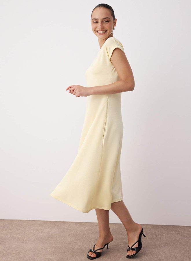 trendyol Yellow Moon Sleeve A-Line/A-Line Crew Neck Maxi Knitted Dress - Image 2