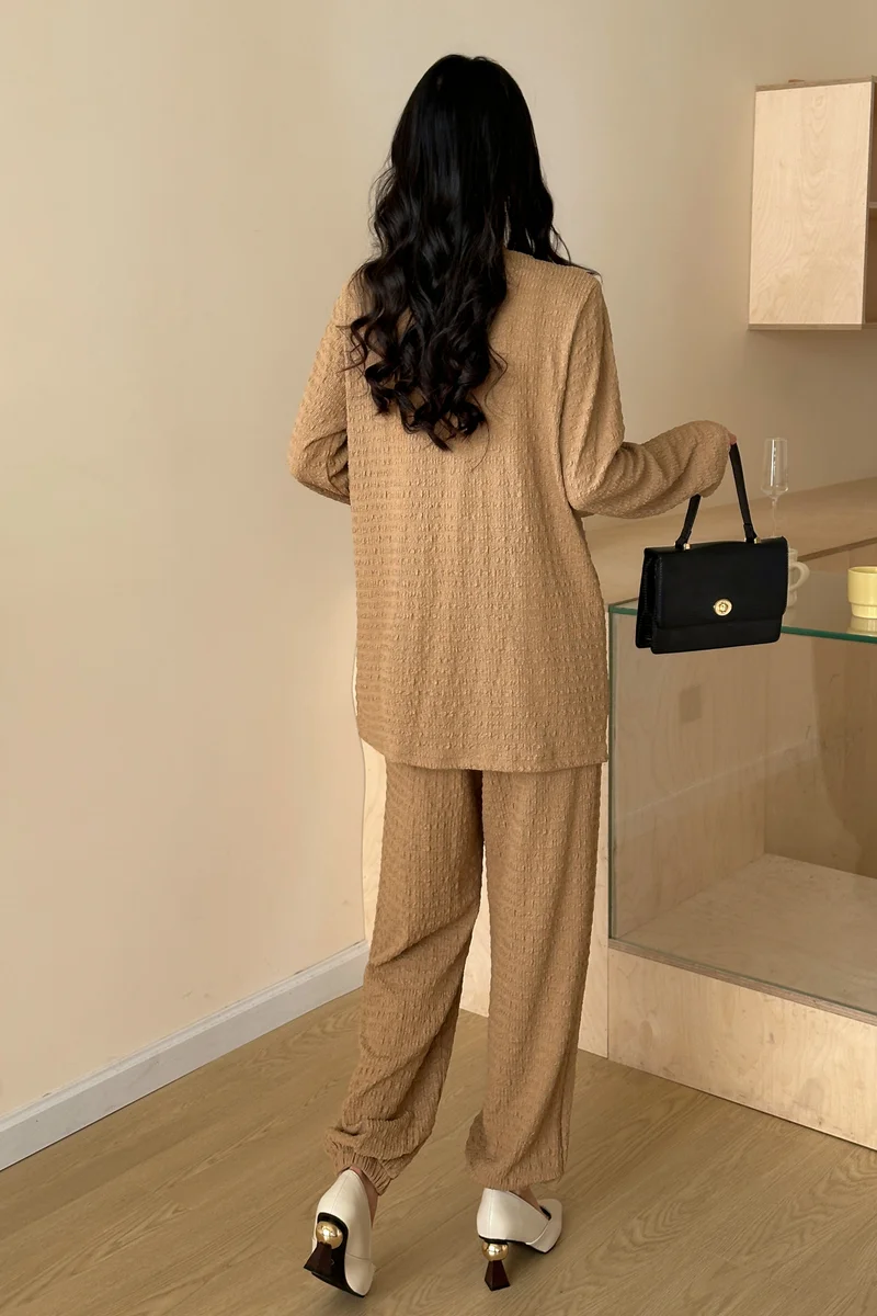 Hassal Textured & Embroidered Leather Pocket Suit