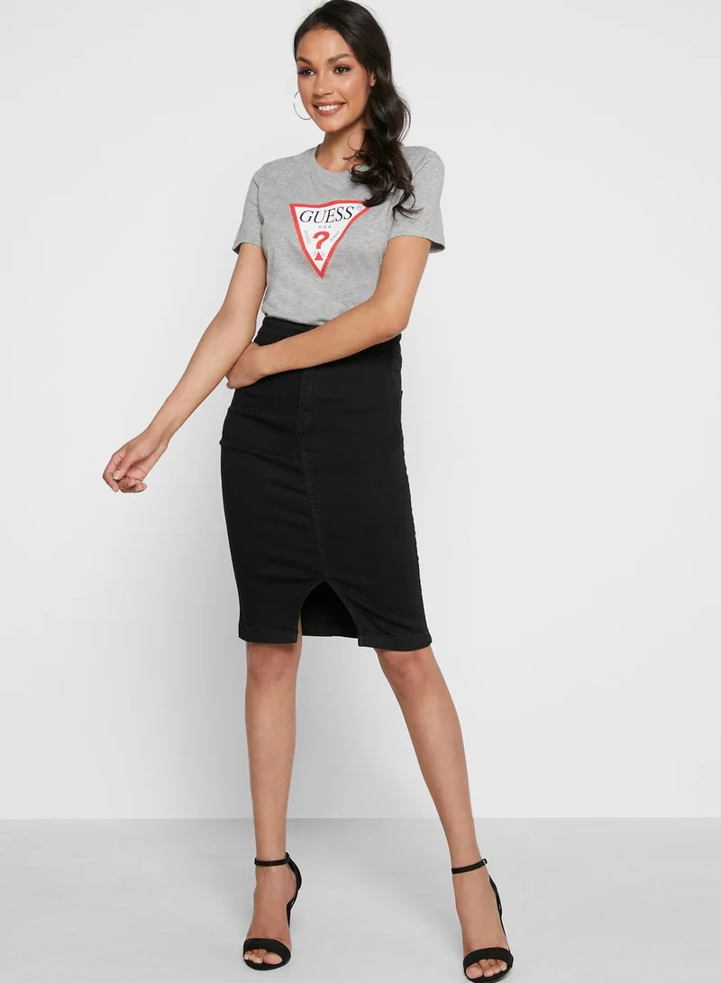 GUESS Logo T-Shirt
