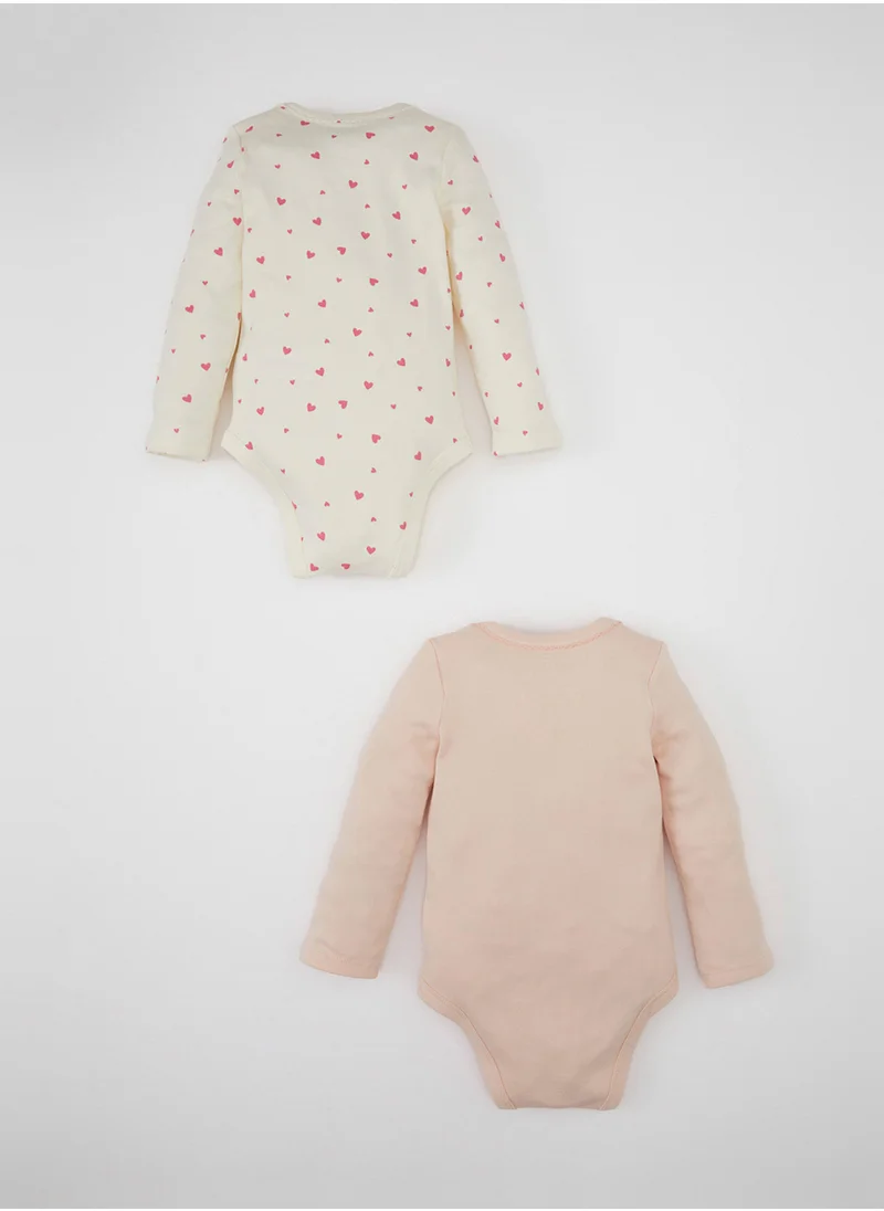 ديفاكتو Newborn Beige Snap-Up Foldover Collar Heart Printed 2-Piece Long Sleeve Bodysuit