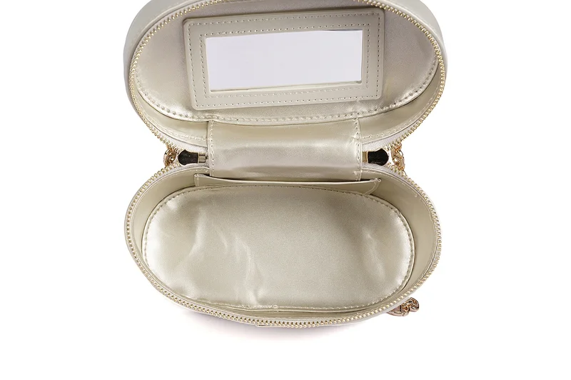 Cuple Rectangular shape faux leather handbag