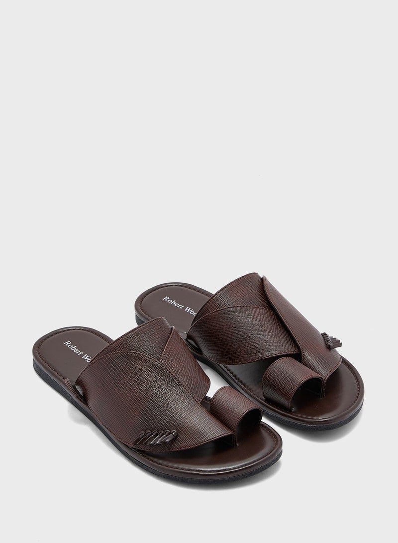 Robert Wood Traditional Textured Arabic Sandals - Image 2