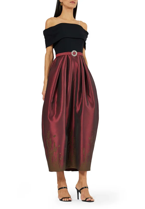 امري Off-shoulder Long Dress