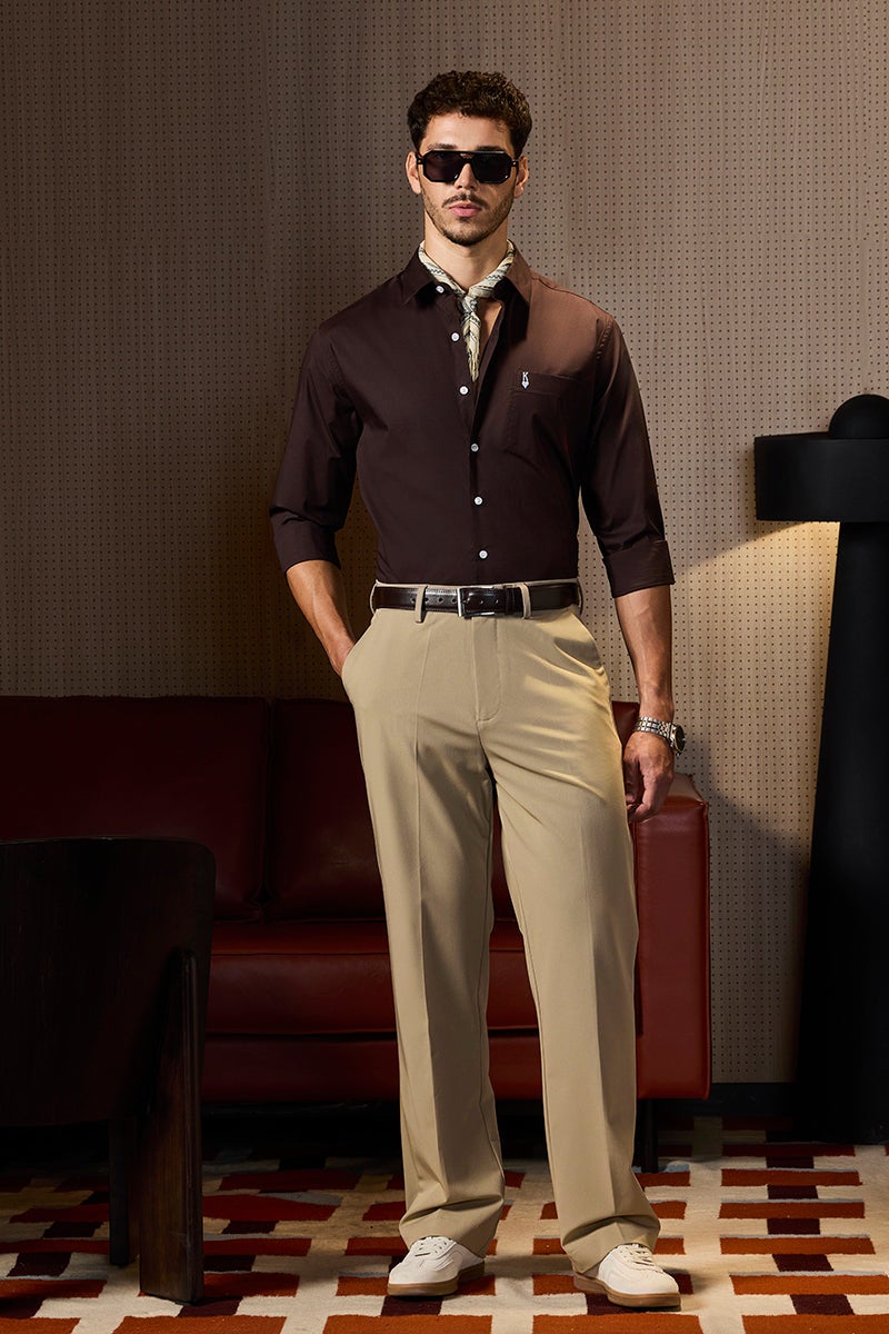 سنيتش بنطلون مستقيم بقصة مريحة من قماش مطاطي بتصميم ملك القلوب - Image 5