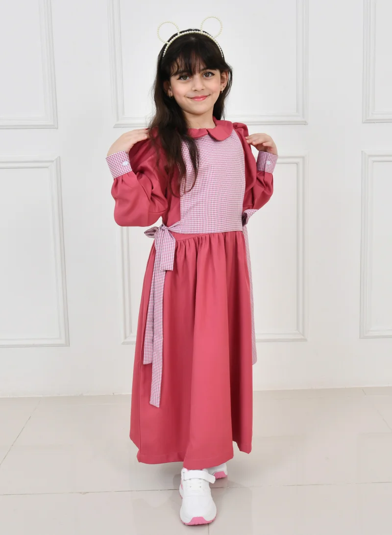 HAWRAA ABAYA Pink Kuwaiti apron with checkered fabric
