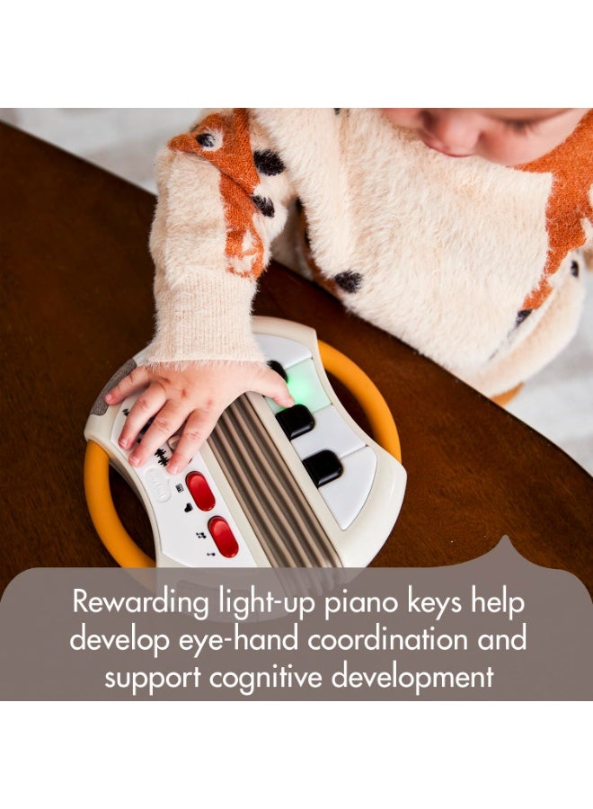 تيني لاف لعبة أكورديون Tiny Love Rockers - مجموعة الروك | آلة موسيقية إلكترونية بمفاتيح بيانو و7 ألحان روك أند رول | لعبة لتنمية المهارات الحركية الدقيقة والحسية للأطفال الصغار من عمر 12 شهرًا فما فوق - Image 2