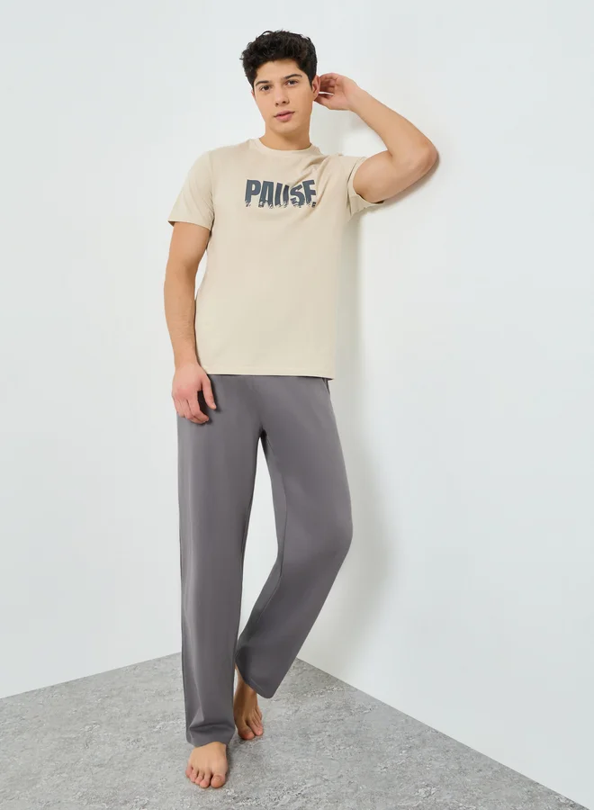 Men Beige Graphic Print T-Shirt and Pyjama Set