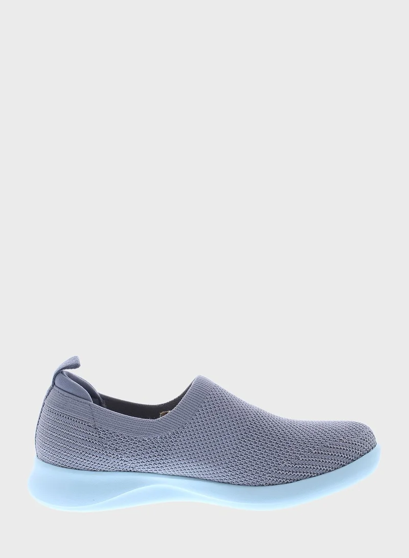 SKECHERS Spectrum
