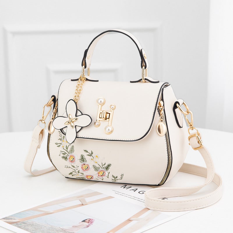 Casual And Fashionable Embroidered Bucket Bag 2025 Autum New Handheld Small Bag Sweet Lady Shoulder Crossbody Bag - Image 1