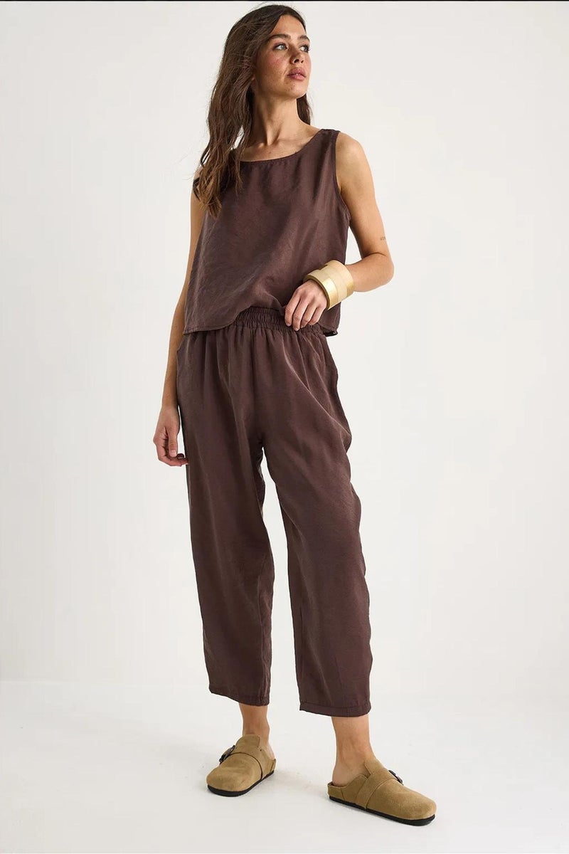 Bianco Lucci LUCCI Sleeveless Crew Neck Blouse and Carrof Fıt Pants Set - Image 1