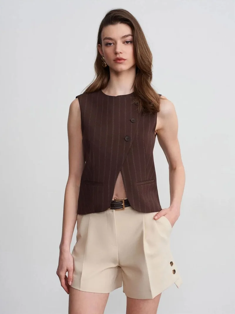 ديلفين Dilvin High-waist Tailored Crepe Shorts With Belt