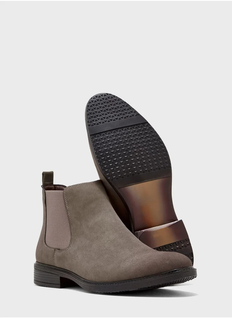 Robert Wood Faux Suede Chelsea Boots
