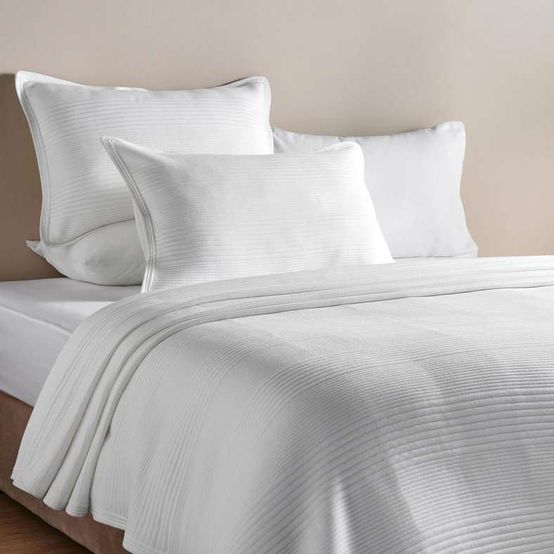 Pan Home Cloud Comfort Quilted Bedspread Set - White - Image 1