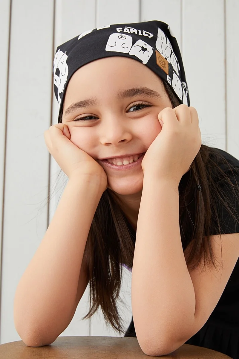 Babygiz Girl's Black and White Yarn 4 Season Hat Beanie Buff Soft Combed Cotton