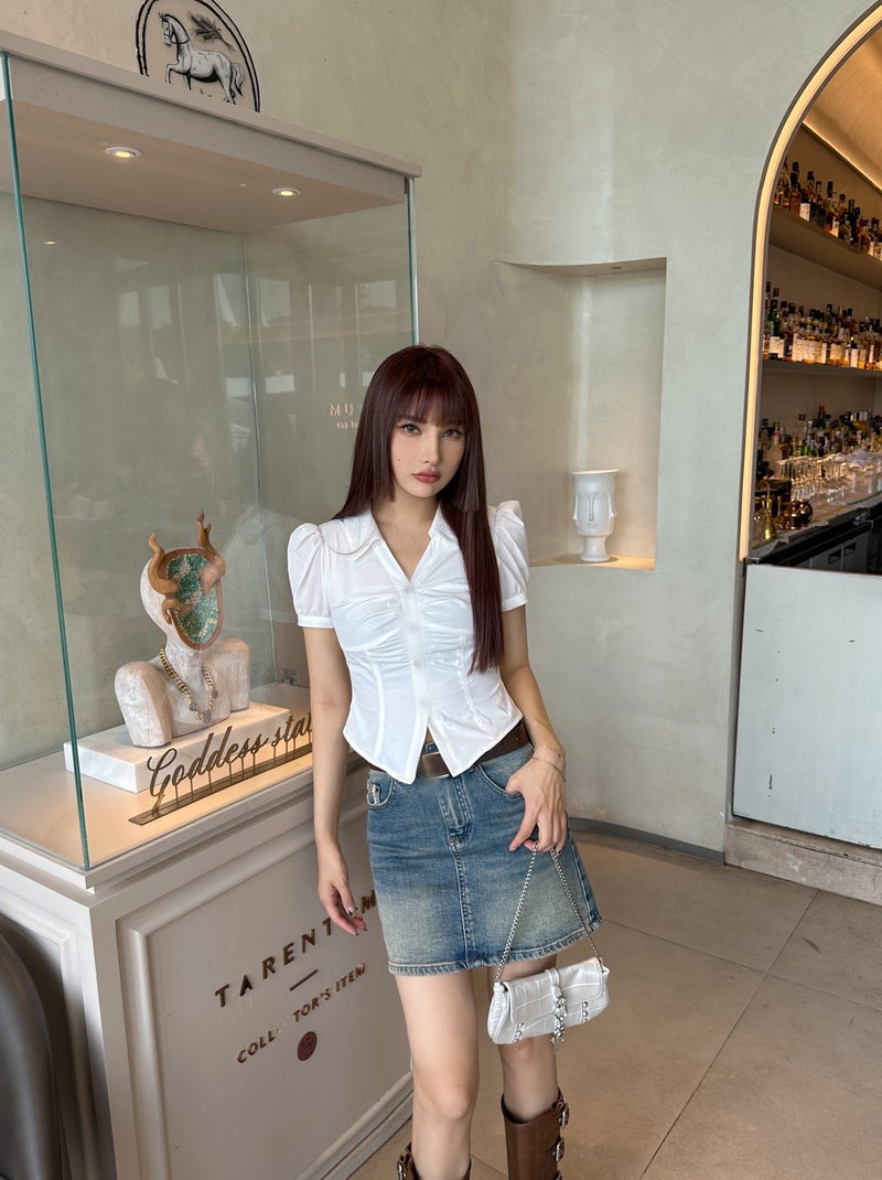 Shenzhen Nanyou High-End Original Single Small Xiangfeng Diamond Buckle Waist Double-Layer Cloth Cut Pleated Design Short-Sleeved Top - Image 3