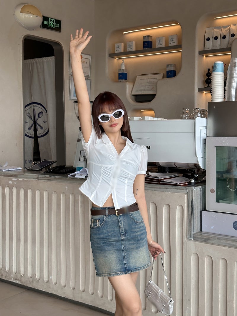 Shenzhen Nanyou High-End Original Single Small Xiangfeng Diamond Buckle Waist Double-Layer Cloth Cut Pleated Design Short-Sleeved Top - Image 4