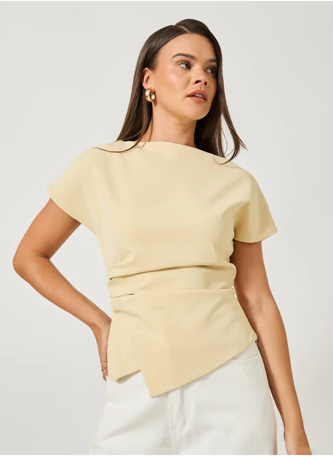 Styli Styli Solid Pleated Asymmetric Hem Sleeveless Top