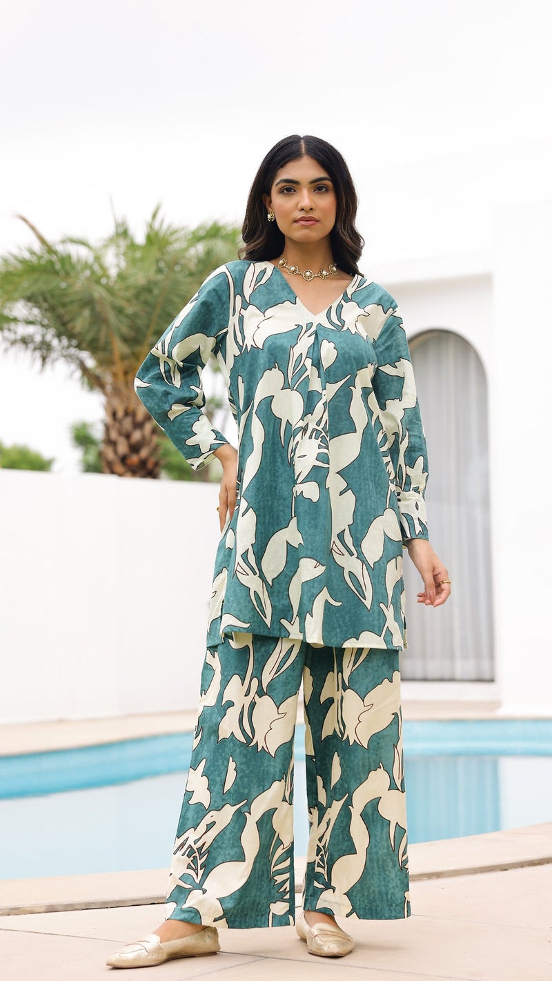 FLAVIA CREATION طقم نسائي متناسق من مجموعة ساج للنساء - Image 1