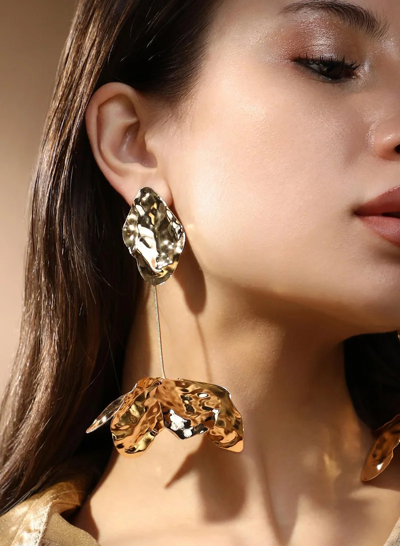 SOHI Dented Floretta Artificial Drop Earring Jewellery