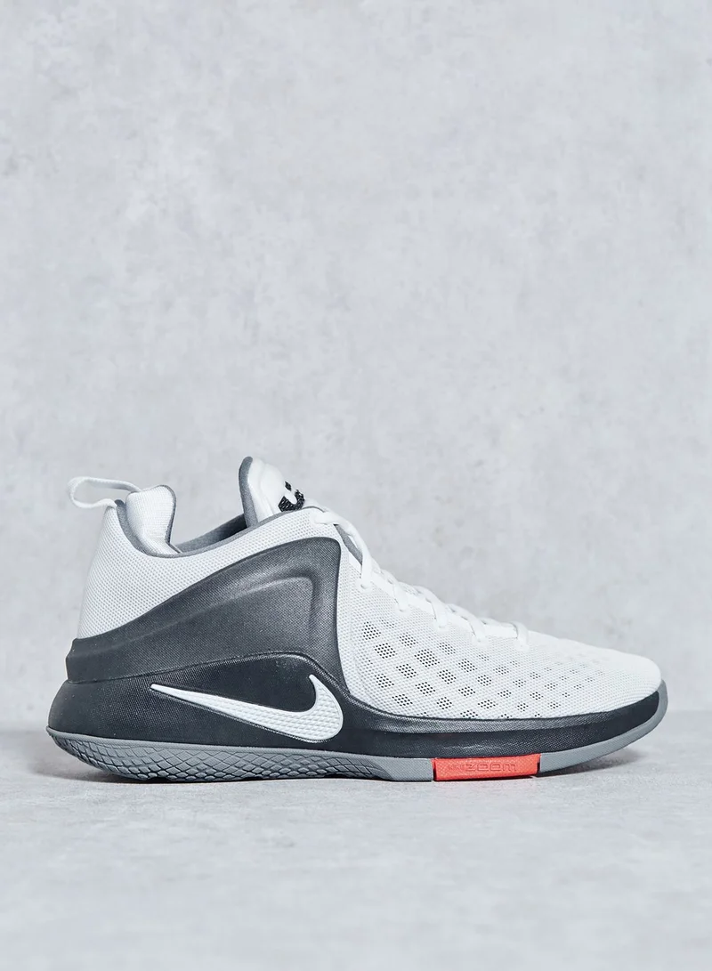 Nike Zoom Sonny