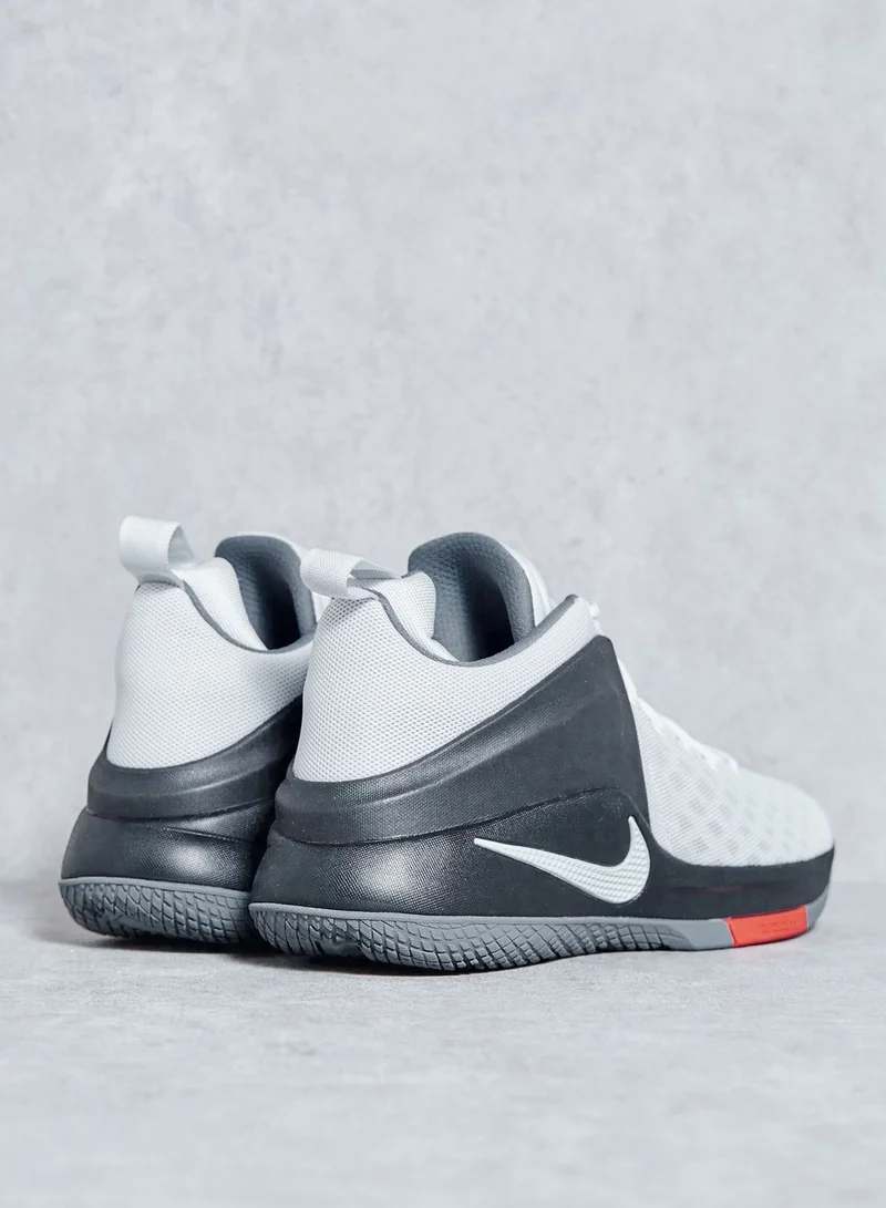 Nike Zoom Sonny