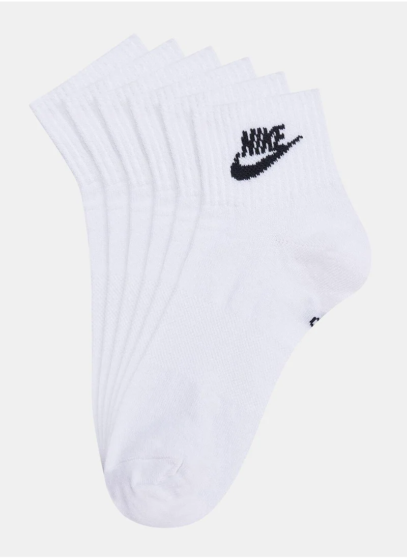 Nike Everyday Essential Ankle Socks (3 Pairs)