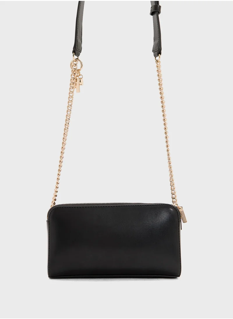 جس Daryna Status Crossbody