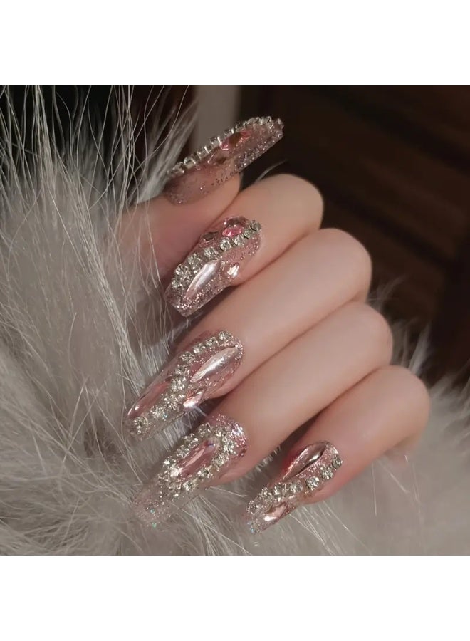 يوكانبي مجموعة 24 قطعة من أظافر تركيب طويلة بشكل التابوت باللون الوردي مزينة بالكامل بالأحجار اللامعة والسلاسل البراقة - Image 5