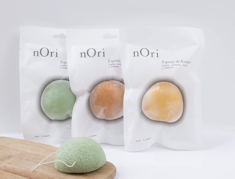 NORI إسفنجة نوري كونجاك للوجه بالكركم/ألياف طبيعية/لجميع أنواع البشرة/تنظيف وتقشير البشرة/استخدام يومي/روتين العناية بالبشرة/نباتي/بشرة حساسة - Image 4